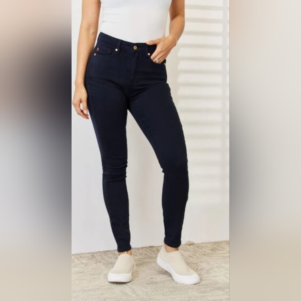 Judy Blue Tummy Control Skinnys